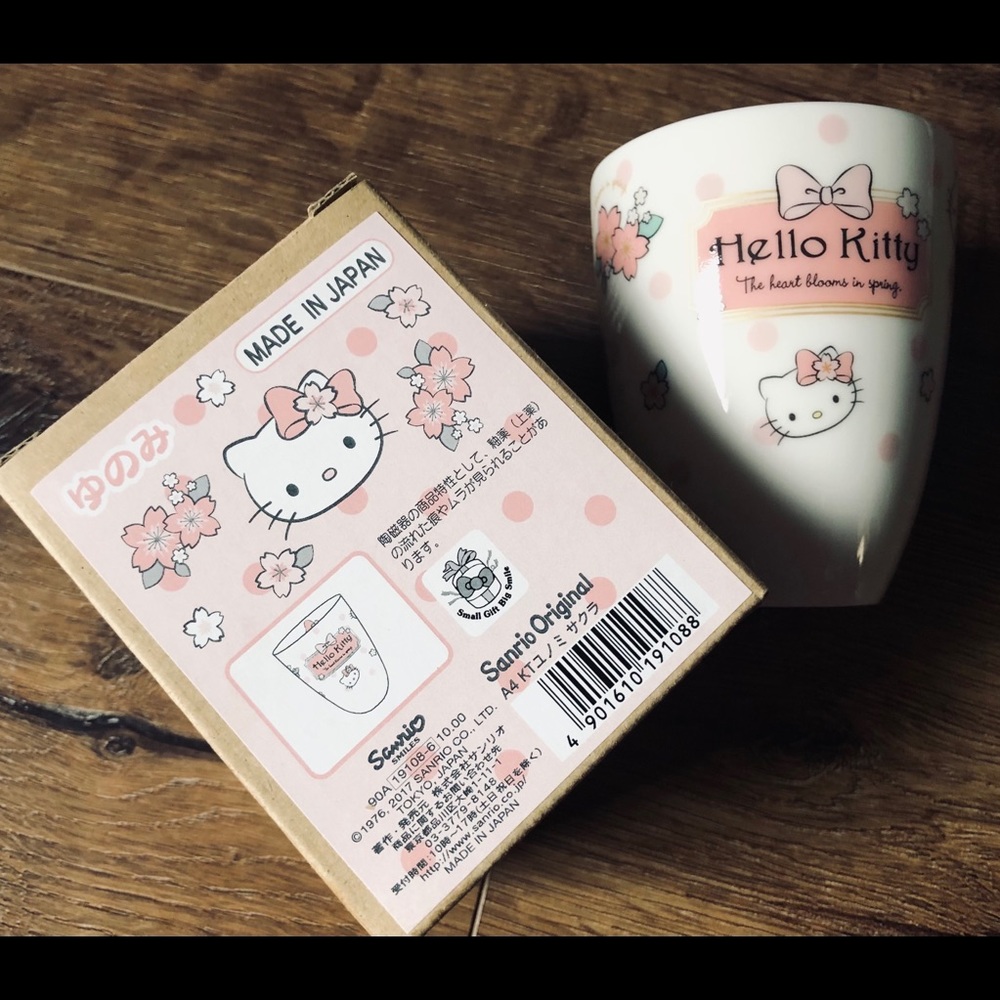 Only 2 Left! HELLO KITTY-Imported (NWT) Ceramic Tea Cup